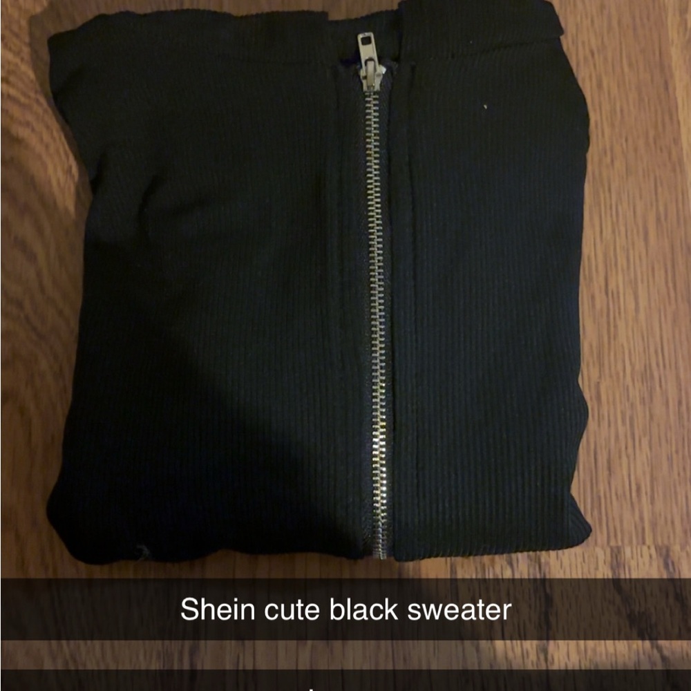 SHEIN Black Zipper Sweater